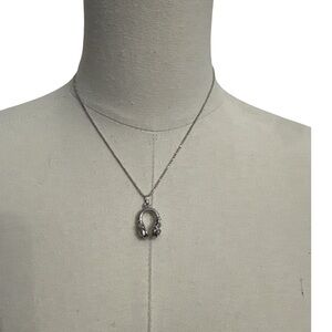 Necklace with rhinestone headphones Pendant